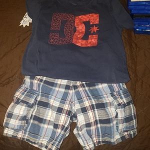 Short outfit DC NAVEY SHIRT AND PLAID SHORTS. SIZE 5